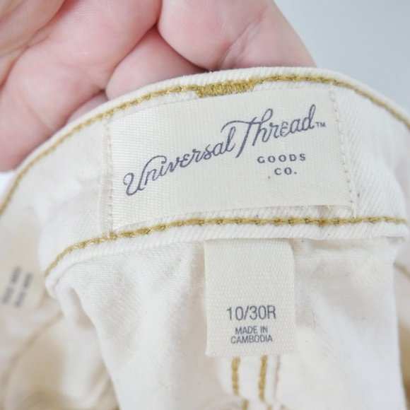 Universal Threads Cream with Tan Stitching Vintage Western Style Shorts 10 - Picture 12 of 12